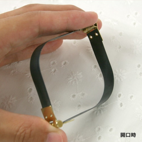 バネ口金 12cm ゴールド 2ヶ入り | 口金 | 手芸用品の卸売りサイト