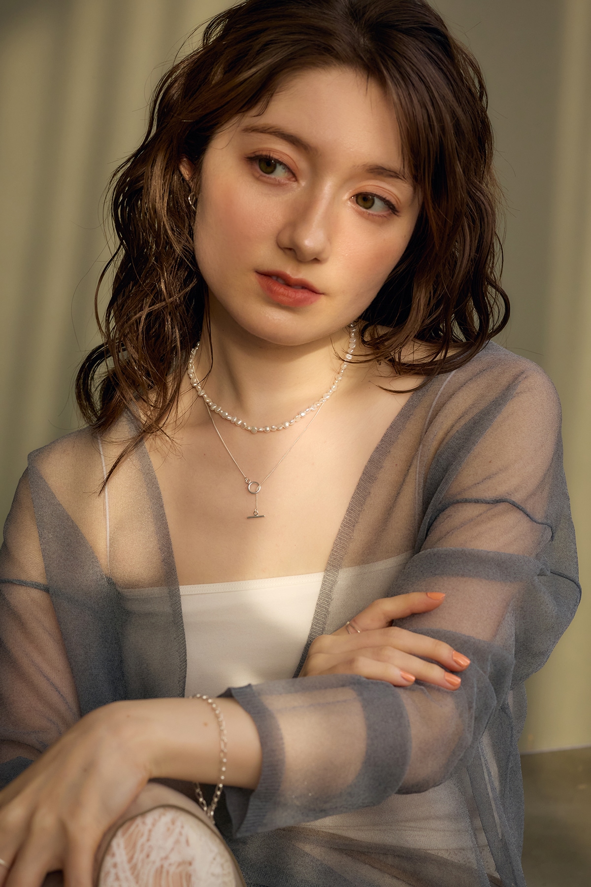 シンプル服に映えるアクセサリー - Jolie Toujours(ジョリトゥジュール 