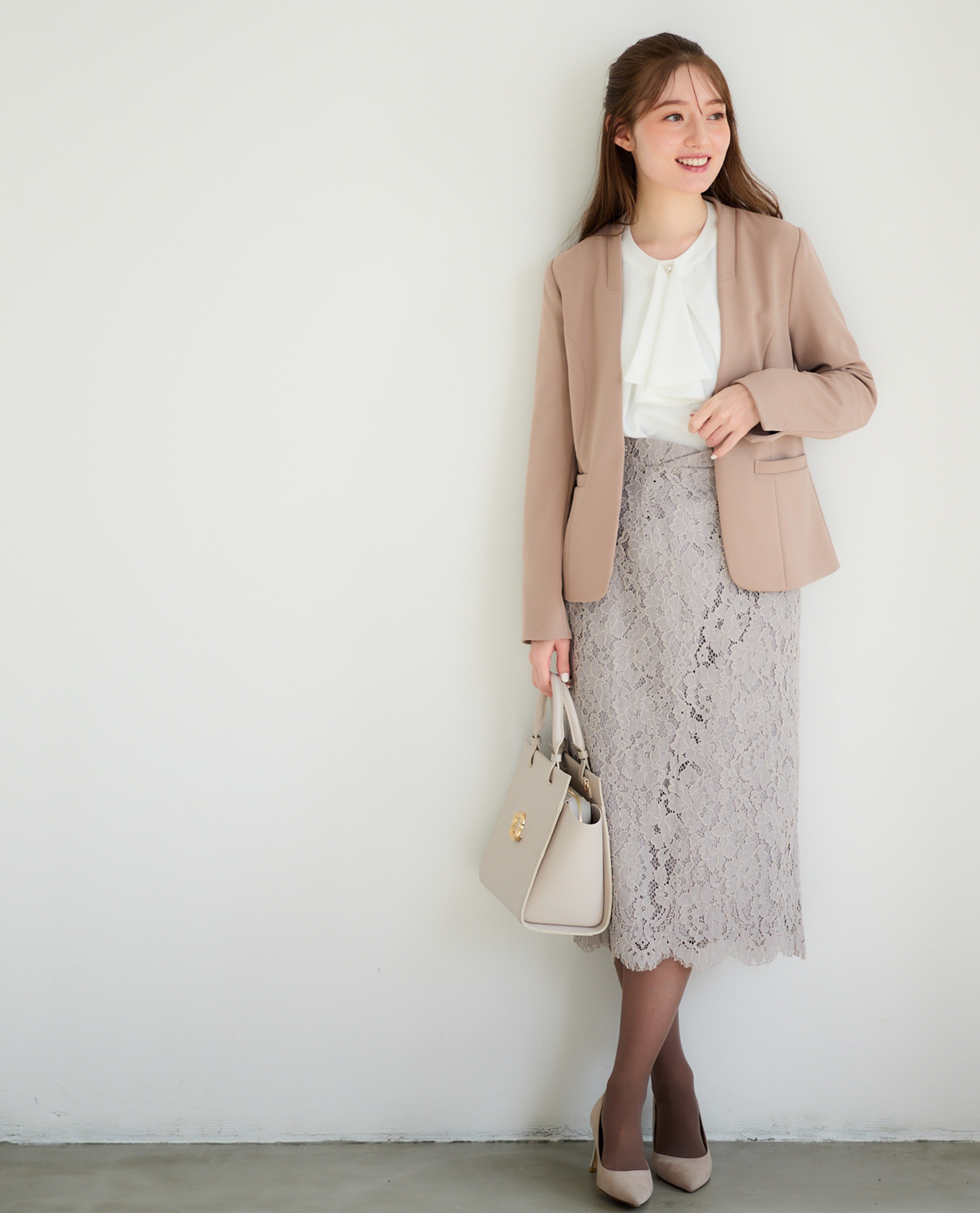 知性」も「華」もある通勤服 - 12Twelve Agenda(トゥエルブアジェンダ