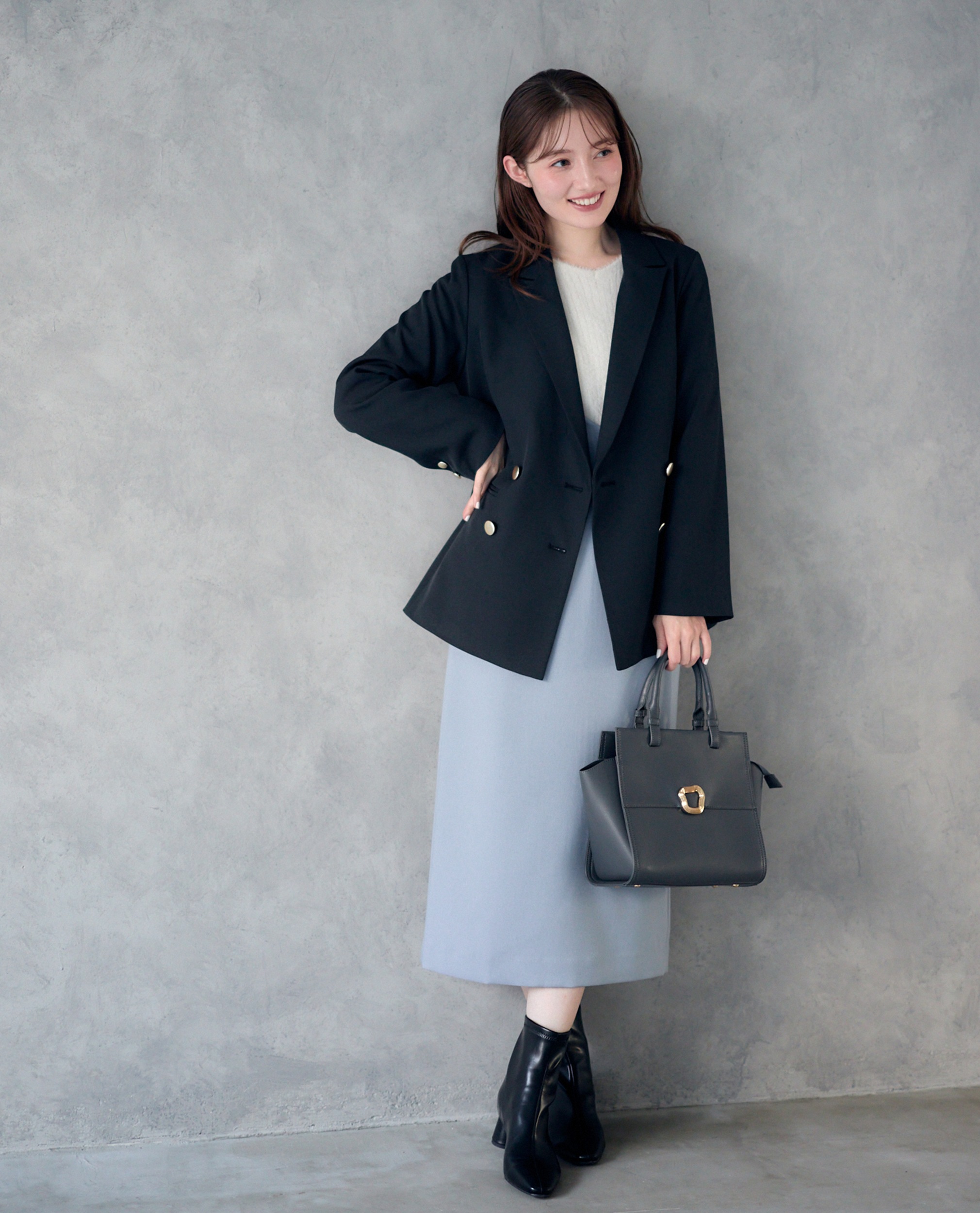 知性」も「華」もある通勤服 - 12Twelve Agenda(トゥエルブアジェンダ