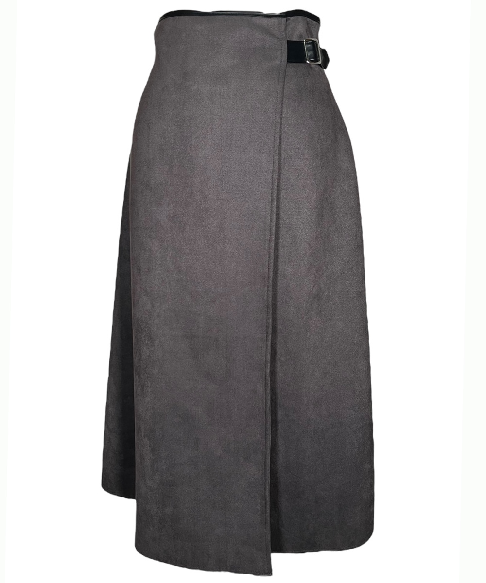 user_ac12aa15様 SALE】フェイクスエードレザーパイピングフレアスカート - 12Twelve