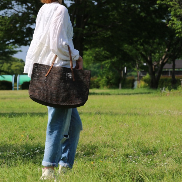 Sans Arcidet(サンアルシデ)のかごバッグラフィアトートバッグBEBY NEW BAG C