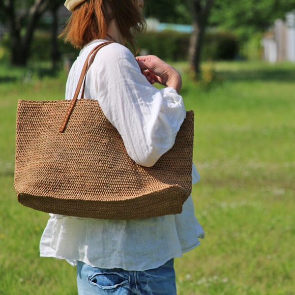 Sans Arcidet(サンアルシデ)のかごバッグラフィアトートバッグBEBY NEW BAG C