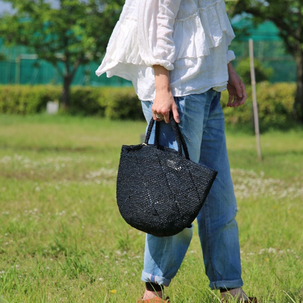 Sans Arcidet(サンアルシデ)のかごバッグラフィアトートバッグKAPITY BAG MEDIUM MC K