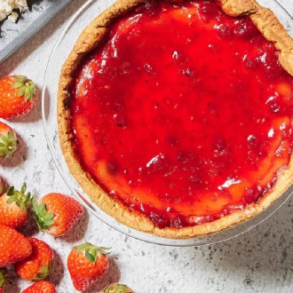 真っ赤ないちごのニューヨークチーズタルト
