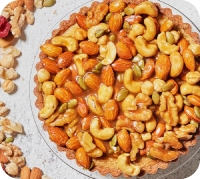 ラズベリーのアクセントが決め手・ ザグザグキャラメルナッツタルト