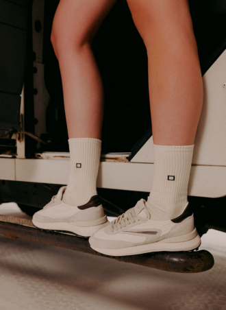 D.A.T.E スニーカー