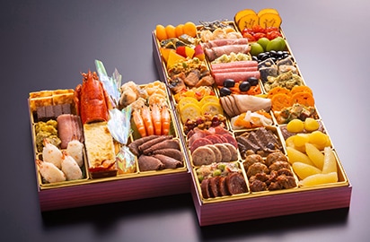 32品も詰め込まれたおせち