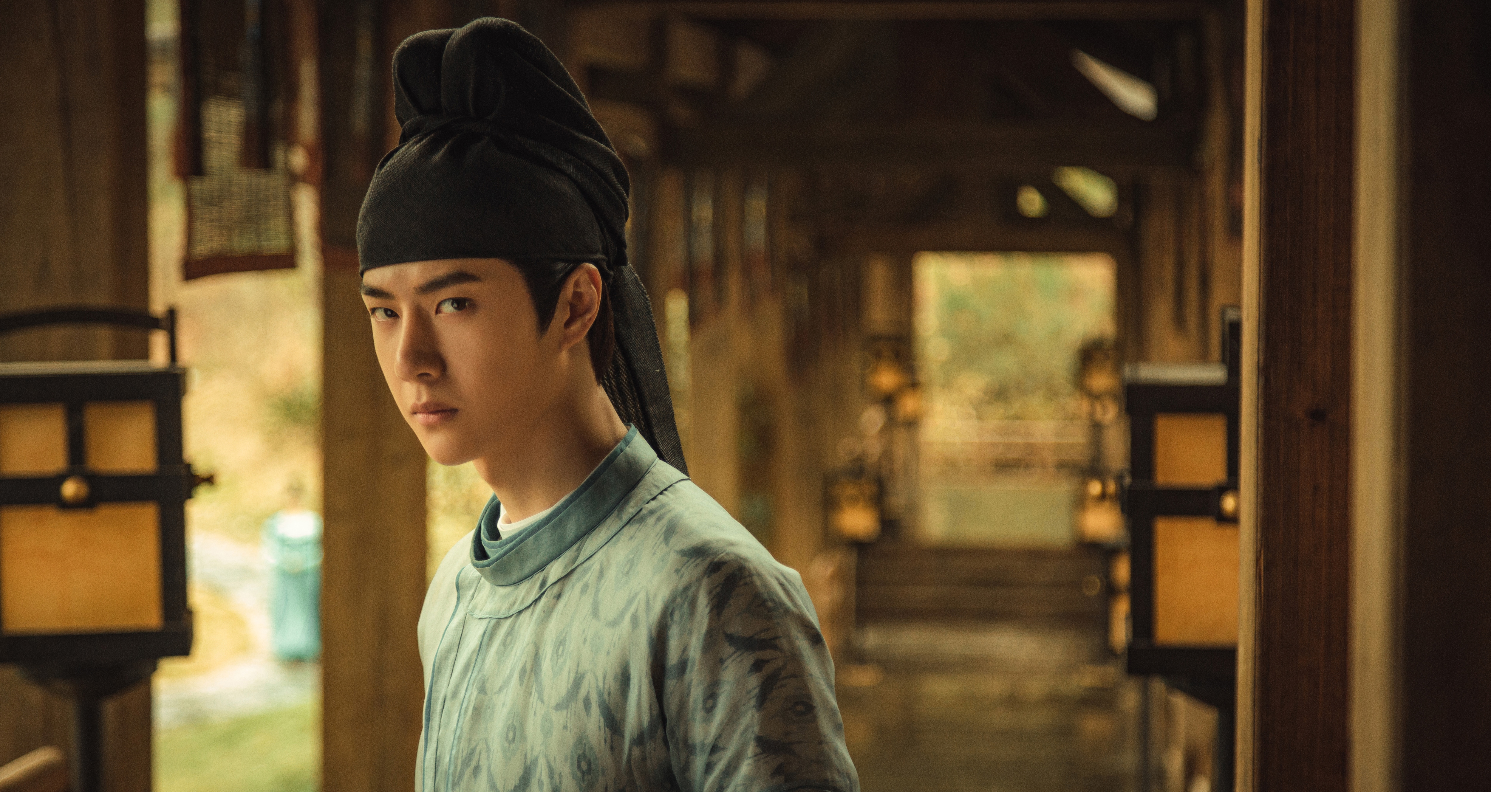 王一博　主演新ドラマ「風起洛陽」写真集 28p 陳情令 王一博 主演新ドラマ「風起洛陽」写真集 28p 陳情令 Amazon.co