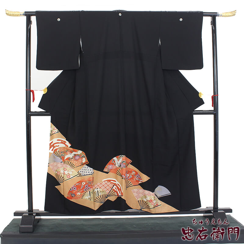 中古】 黒留袖 衣装用 リメイク用 リサイクル レディース 正絹 ブラック 身丈160cm 裄丈66cm 仕立て上がり着物 フォーマル リメイク向き  リサイクル着物 あす楽対応 - 着物,黒留袖・色留袖 - 忠右衛門 リサイクル着物専門店