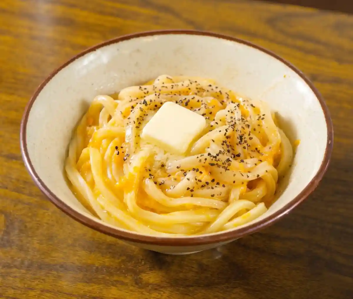 釜玉バターうどん