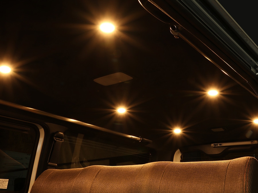 ユーアイビークル/UIvehicle ハイエース/HIACE　コンプリートカー：快適車中泊パッケージ　LEDダウンライト（6灯）
