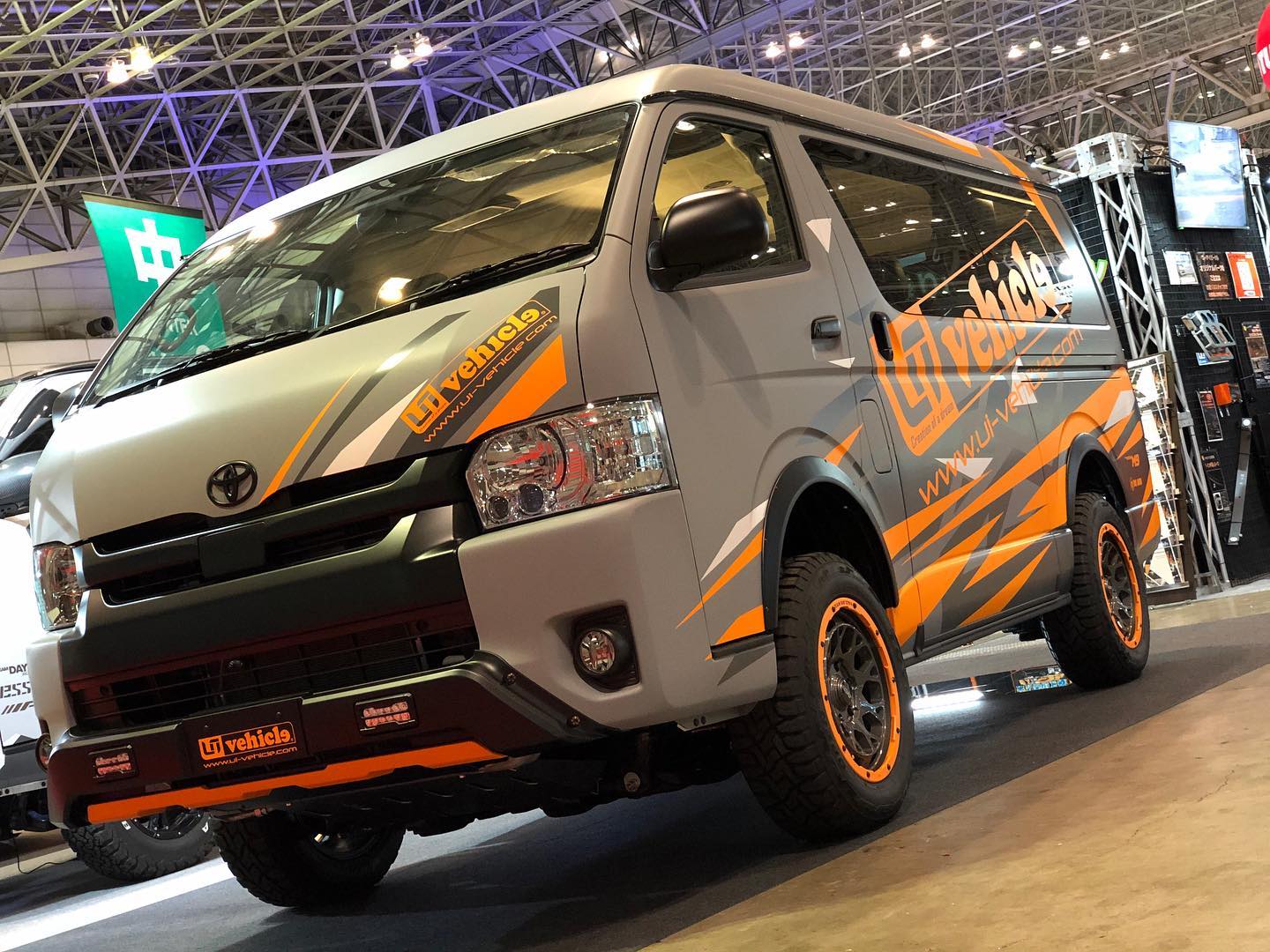 ユーアイビークル　東京オートサロン2020 トレックエース　3インチリフトアップカー