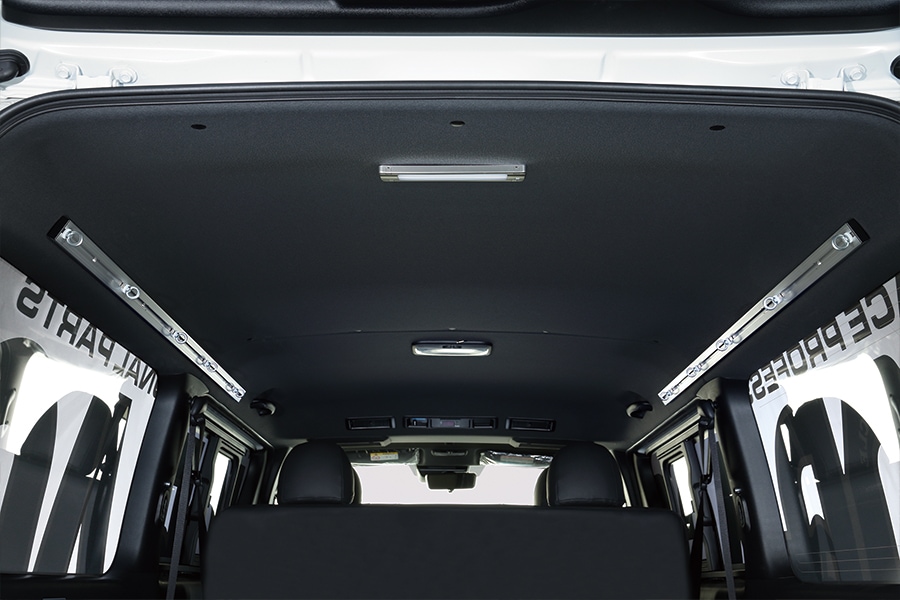 ハイエース200系 専門店 ユーアイビークルのハイエース アルミスライドバー