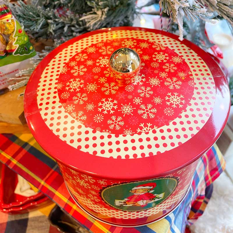 ラ・トリニテーヌのかわいいクリスマススペシャル缶。フランス輸入菓子。ラメゾンドレイル