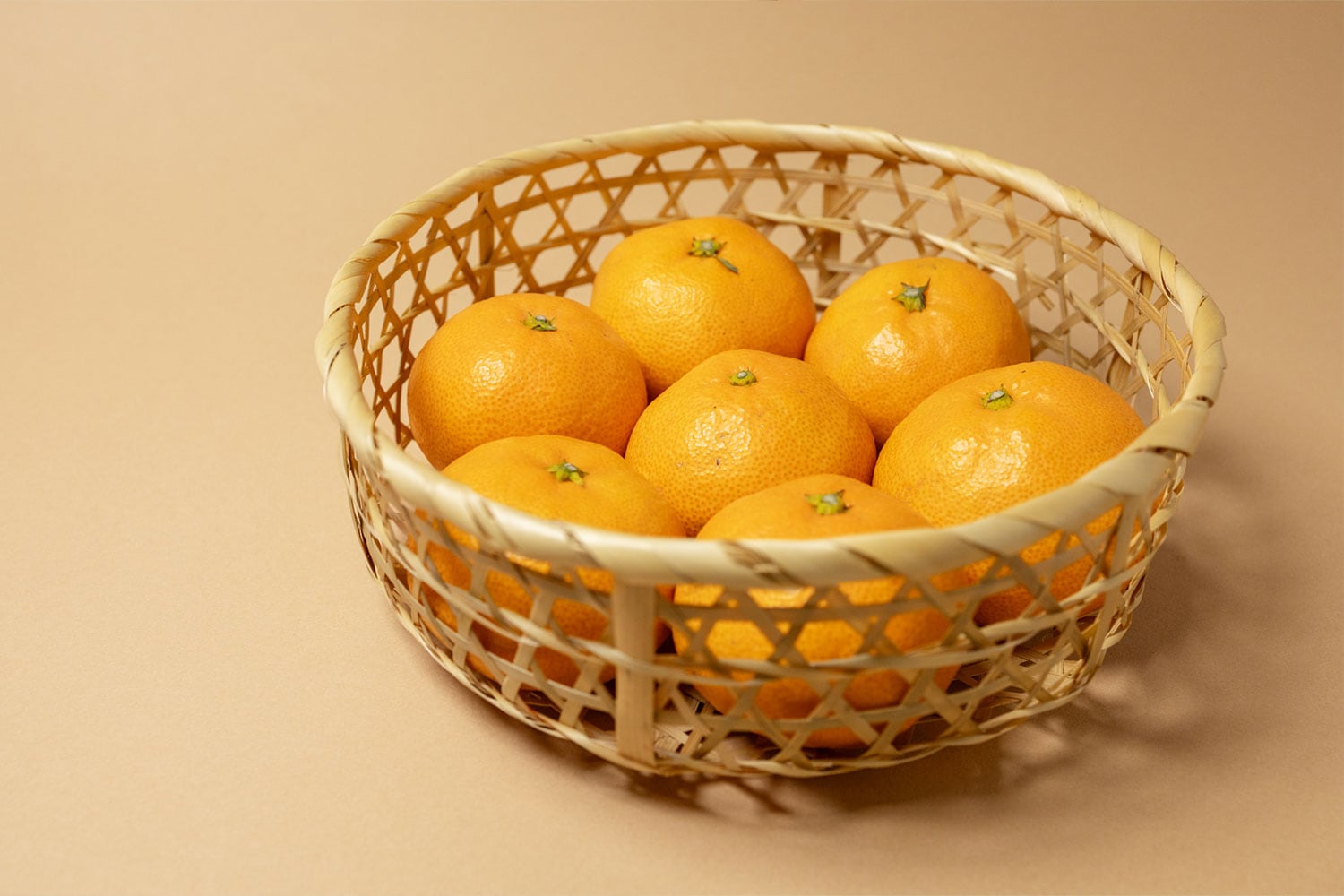 年末にお役立ち！箱で買ったミカンの保存方法