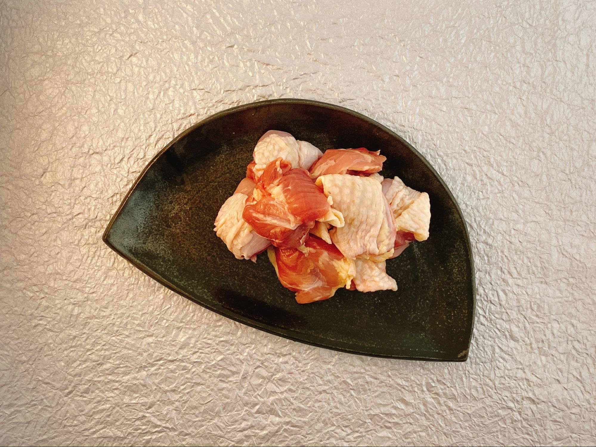 名古屋コーチンのもも肉
