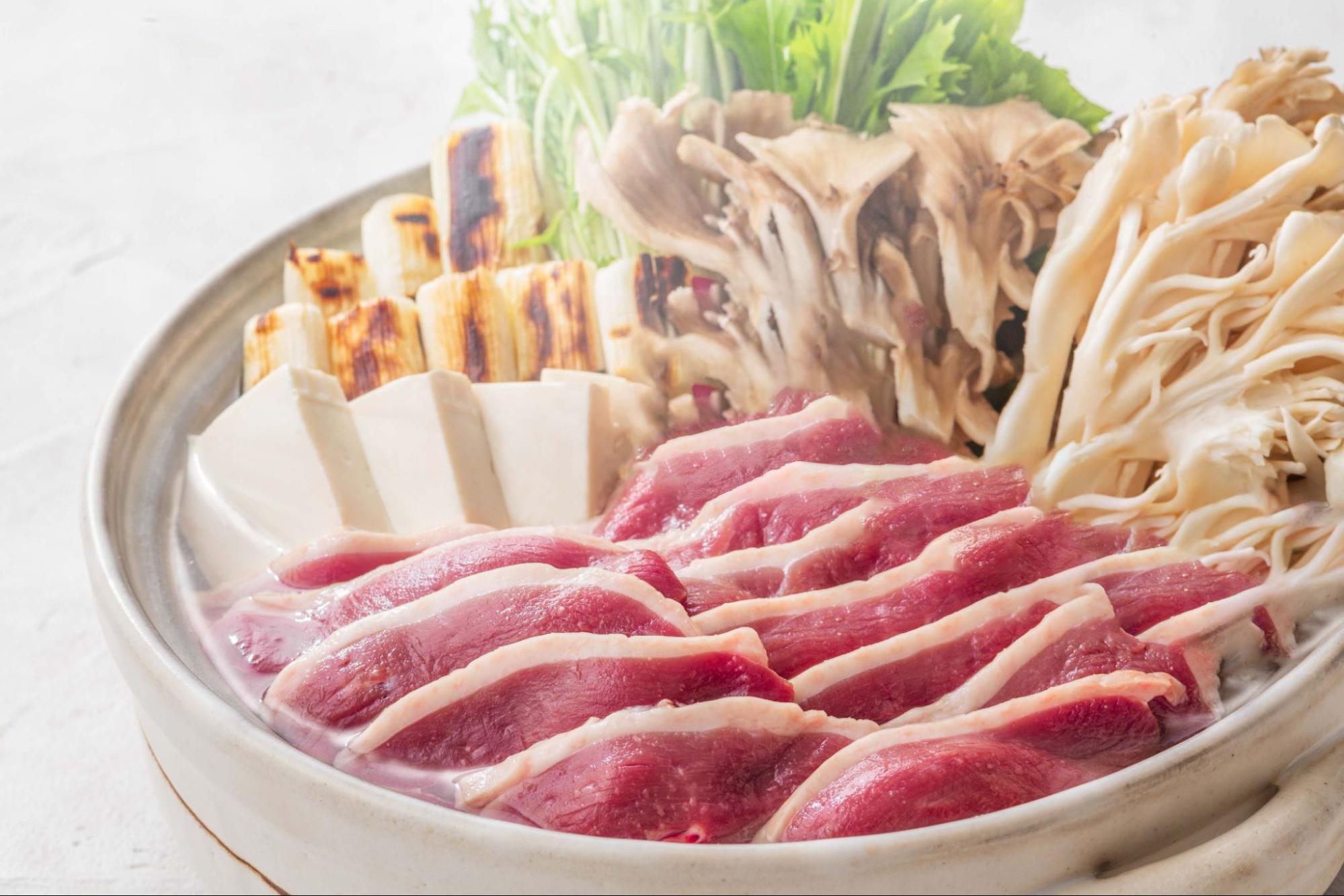 梅やの冬の定番、鴨鍋