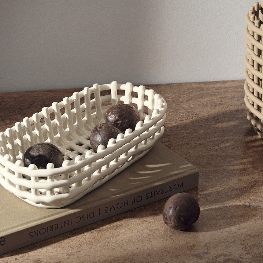 ferm LIVING ファームリビング セラミック バスケット オーバル 幅30cm