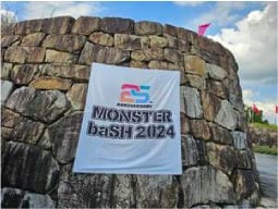 ⥬֥MONSTER baSH󥹥Хå