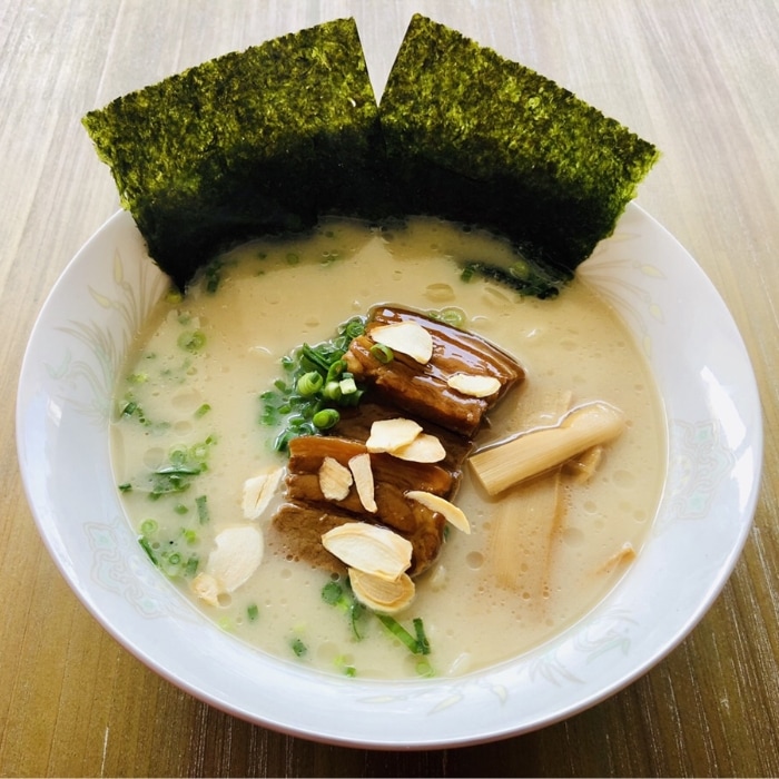 ご当地ラーメン通販「麺旅TONAMI」 |新潟県上越市の行列店「麺屋あご