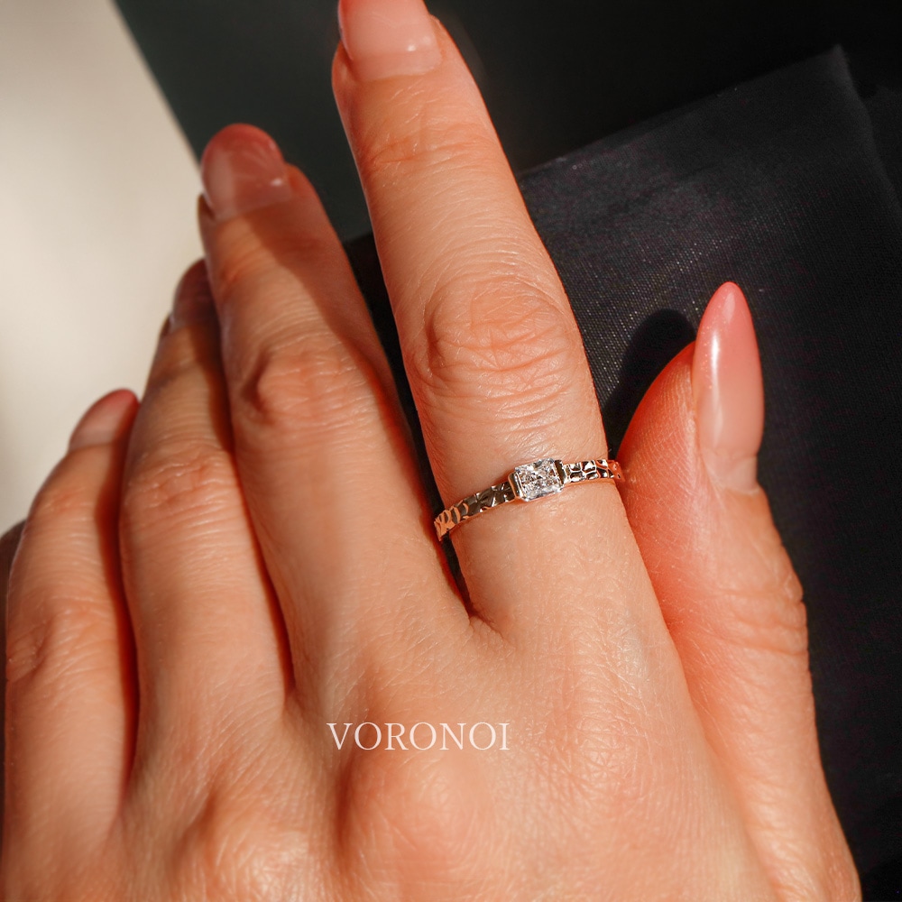 0.25ct ラボグロウンダイヤモンド リング ラディアントカット｜K18