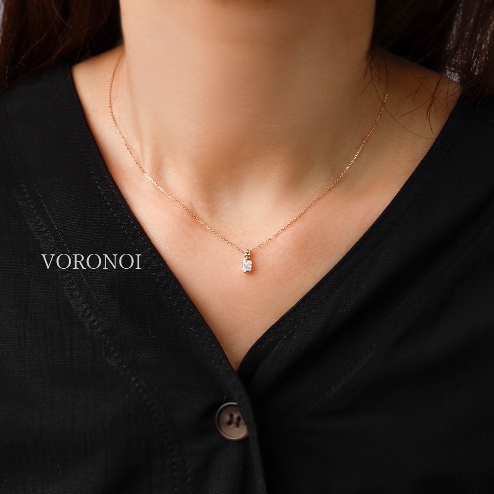 0.25ct ラボグロウンダイヤモンド ネックレス ラディアントカット｜K18