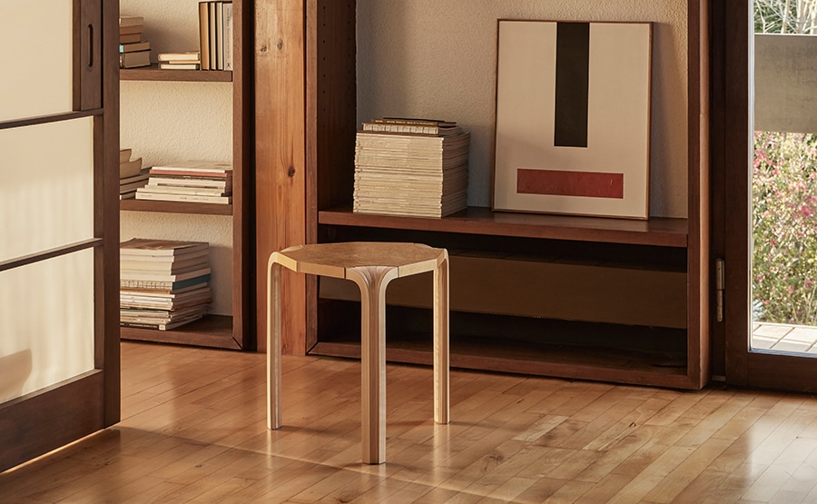 Artek　STOOL X602　抽選販売