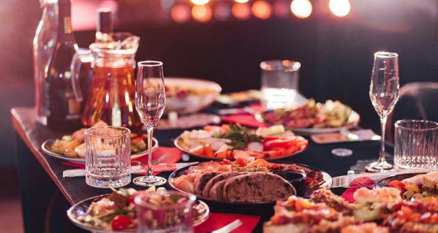 忘年会 新年会 美容 食事 インナーケア 年末 太らない