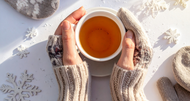 食べすぎた翌日、まず何をする？大人のための美容リカバリー習慣