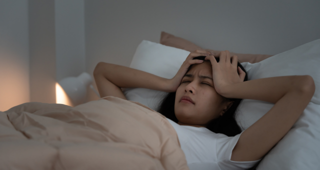 夏、寝ても疲れがとれないのはなぜ？眠りの質を左右する「夜の栄養」の話