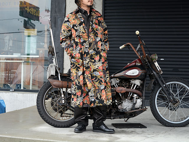 blacksign ヒットマンコート 38 ブラックサイン BLACK SIGN/ブラックサイン】2026SS「1930s Japanese Lion&Peony