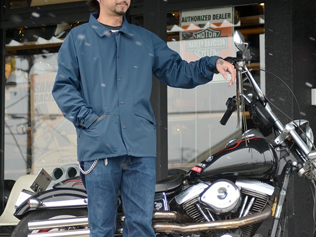 全2色【UNCROWD/アンクラウド】2023SS「All Weather Coach  Jacket/オールウェザーコーチジャケット」(2300-3A14)(B.W.G/BLUCO/ブルコ/ホイールズアパレル/アメカジ/ハーレー/バイカー/ワーク/バイク/ホットロッド/WOLF 