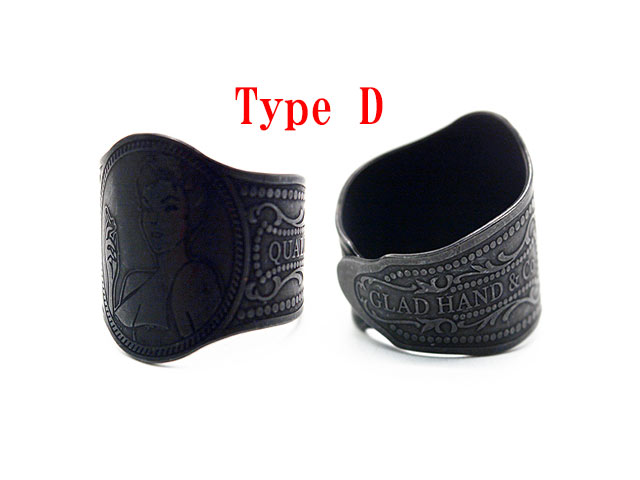 限定100 GLAD HAND CO LTD DOG グラッドハンド　リミテッド 67855-15-