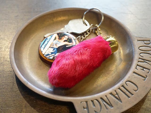 全8色【USA Import Goods/USAインポートグッズ】「Lucky Rabbit Foot Key  Holder/ラッキーラビットフットキーホルダー」-WOLF PACK