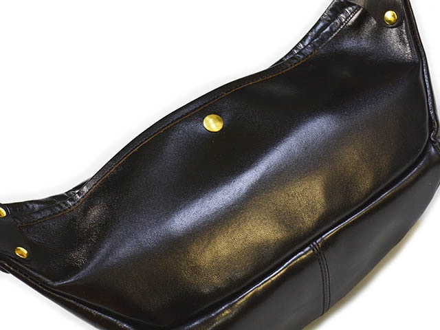 全2色【INCEPTION/インセプション】「Horse Hide Fanny Pack/ホース