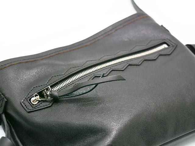 ITUAIS /イトゥアイス】「Teleferico Pouch/テレフェリコポーチ ITUAIS /イトゥアイス】「Teleferico Pouch/テレフェリコポーチ