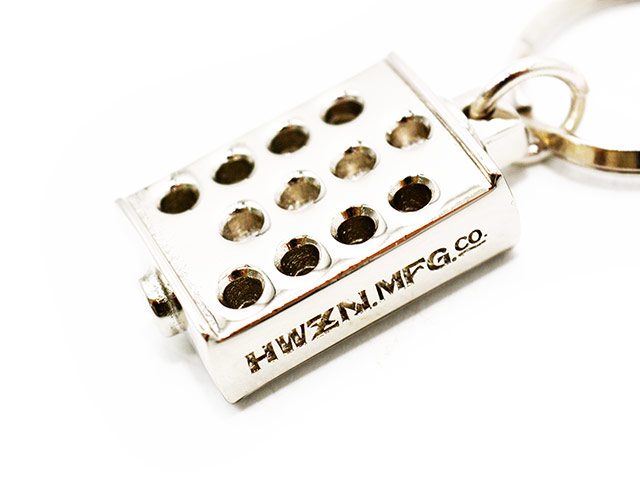 全2色【HWZN BROSS/ハウゼンブロス】「Drilled Kicker Key Chain
