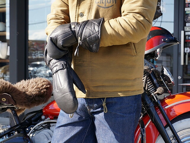 【POWWOW/パウワウ】「The Gauntlet Glove”Type Mitten”/ザ・ガントレットグローブ”タイプミトン ”」u003cbru003e(冬用ウインターグローブ/レザーグローブ/ハーレー/チョッパー/ボバー/バイク乗り/バイカー/プレゼント/手袋/WOLF  PACK/ウルフパック) | ブランド