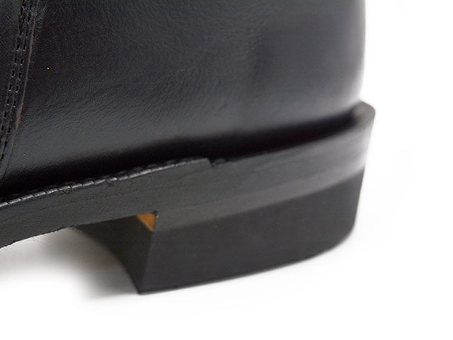Makers/メイカーズ】「Vittoria”Chromexcel”/ヴィットリア”クロム