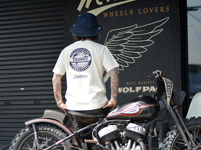 全2色【TROPHY CLOTHING/トロフィークロージング】2025SS「Earth Logo