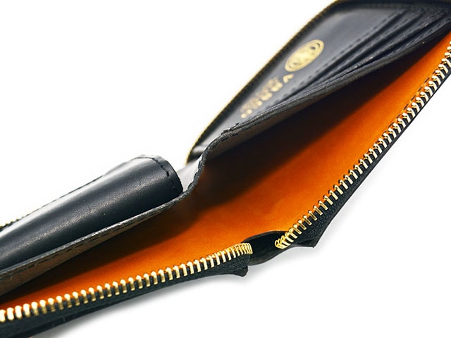 全3色【vasco/ヴァスコ】「Leather Voyage Round Zip Short Wallet
