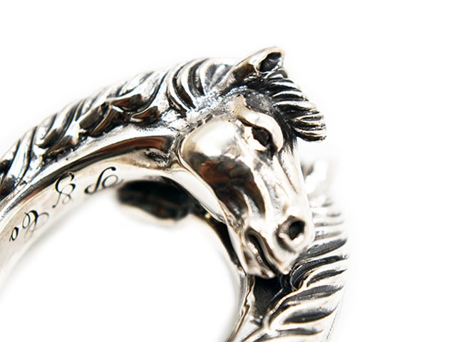 Peanuts&Co/ピーナッツカンパニー】「Two Face Horse Ring/トゥー