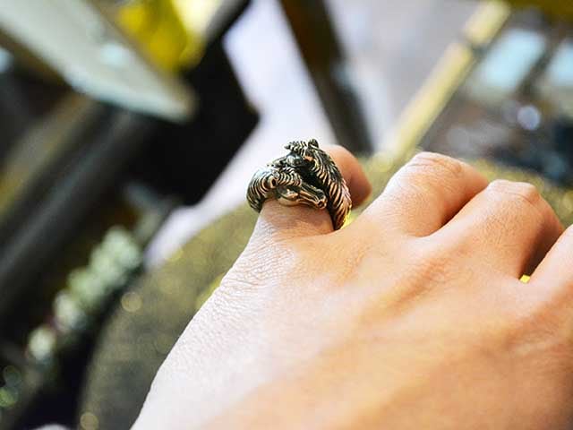 Peanuts&Co/ピーナッツカンパニー】「Two Face Horse Ring/トゥー