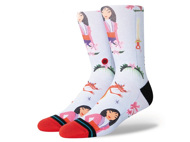 【STANCE SOX/スタンスソックス】「Crew Socks”MULAN BY ESTEE”/クルーソックス”ムーラン バイ  エスティ”」(Disney/ディズニー/NBA/バスケ/MLB/野球/ソックス/アメカジ/ハーレー/ホットロッド/バイカー/プレゼント/靴下/WOLF 