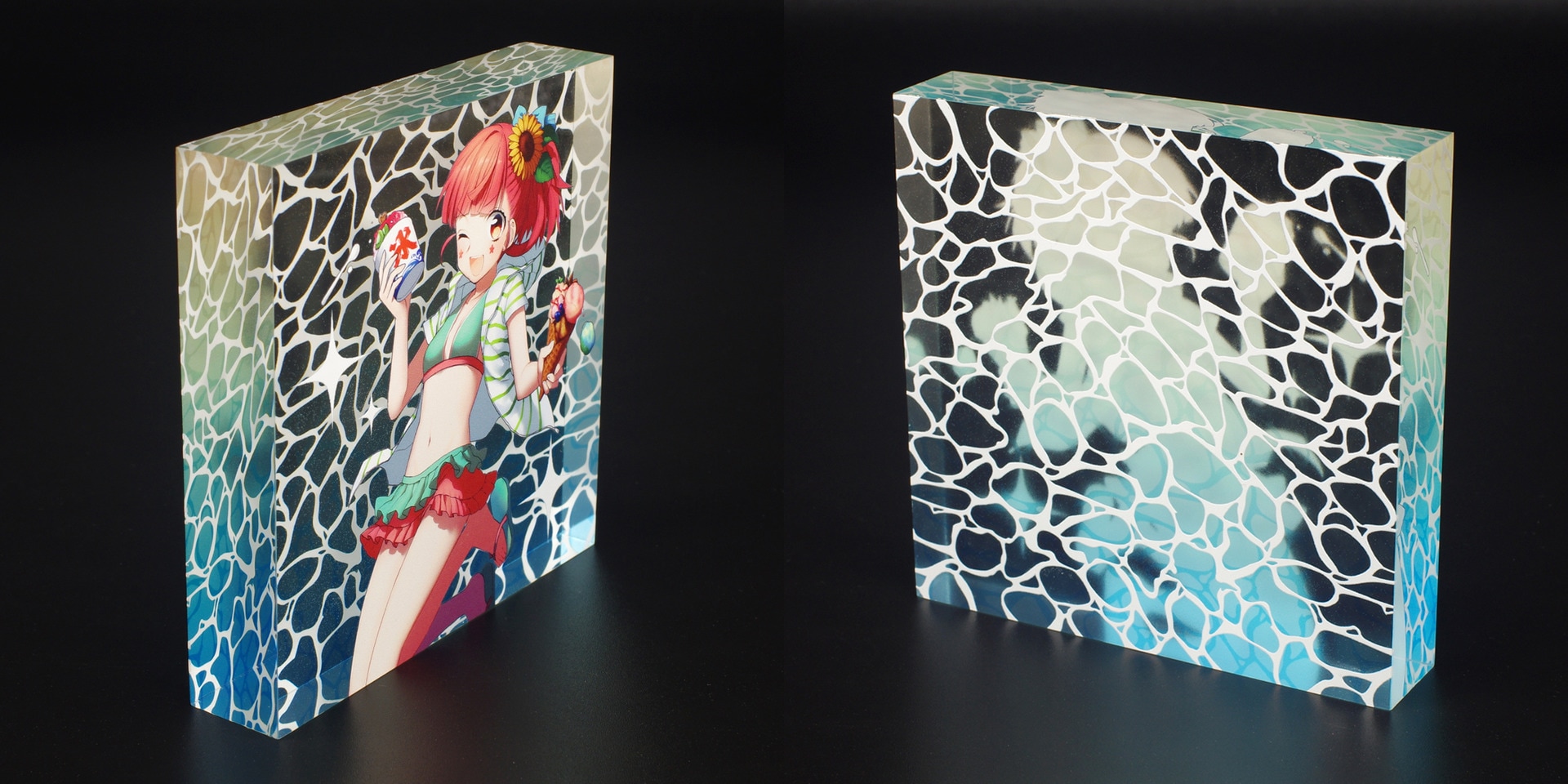 アクリルブロックの表裏両面から印刷した場合のイメージ写真