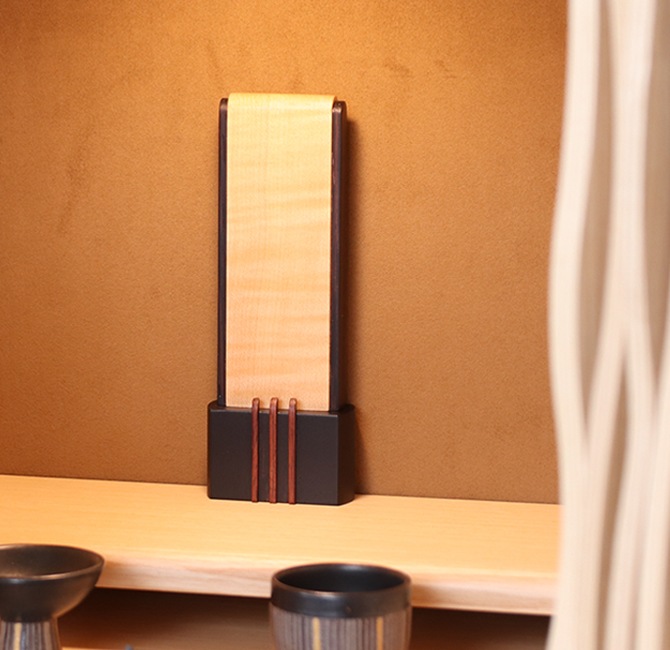 モダン位牌 メンヒ