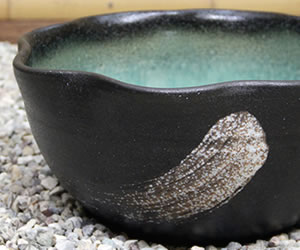 金魚鉢、メダカ鉢に最適な信楽焼きスイレン鉢　陶器の水鉢