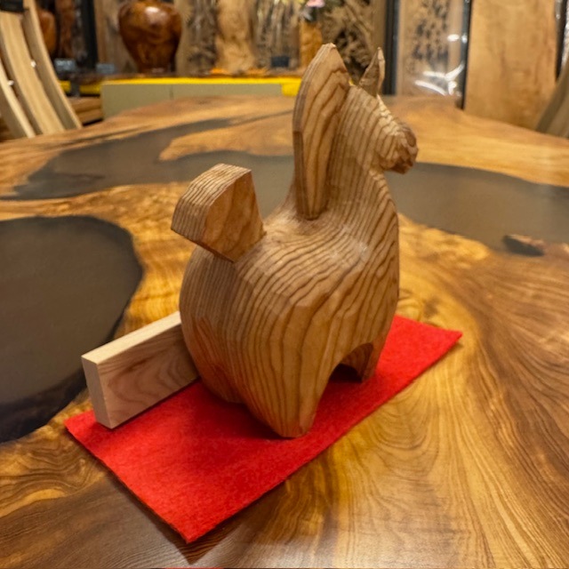 屋久杉 2026年干支彫物 午(サンプル画像です） 1511 | 屋久杉彫り物