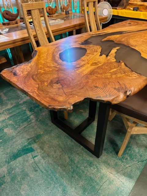 屋久杉レジン ダイニングテーブル（椅子は別途）182 | 屋久杉テーブル